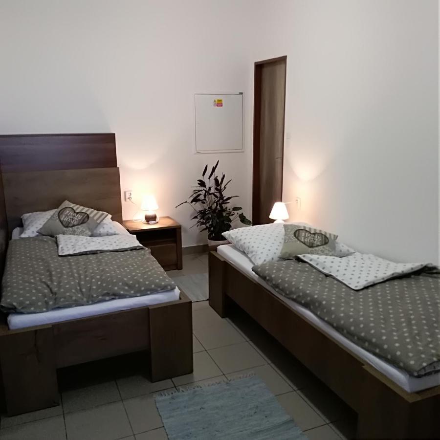 Apartman U Sudu Kobyli Ngoại thất bức ảnh