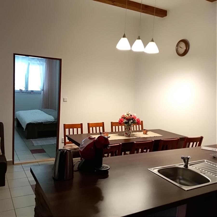 Apartman U Sudu Kobyli Ngoại thất bức ảnh